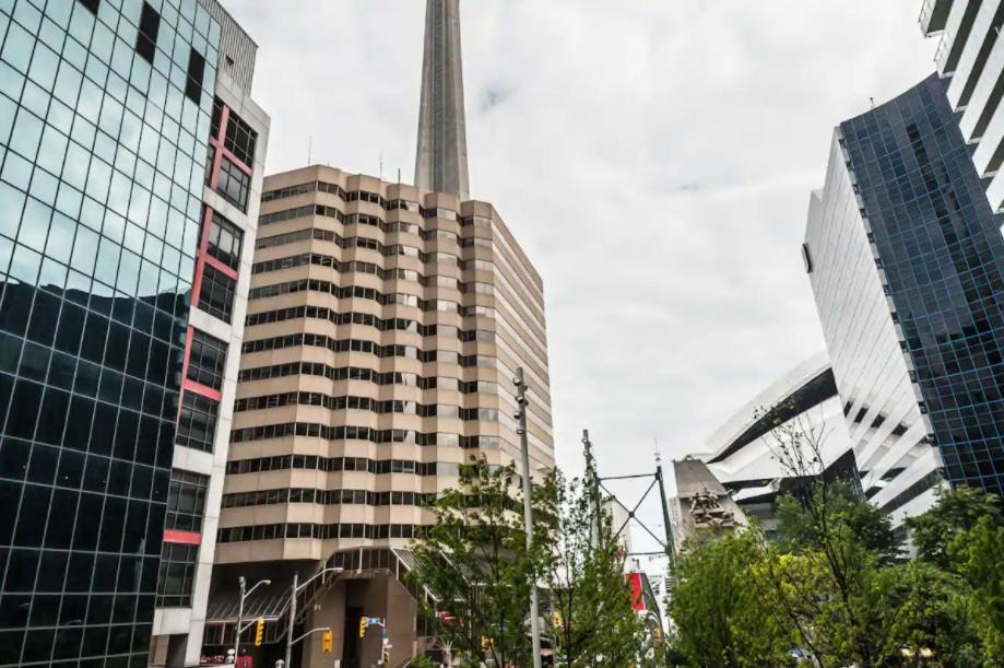 Skyline Suites - Walk To Mtcc, Acc, Rogers Centre & Entertainment District Toronto Exterior photo